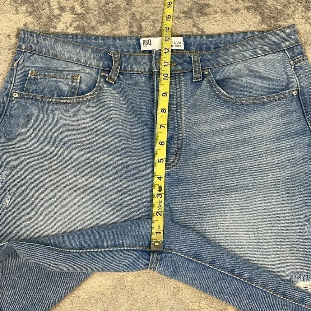 RSQ Boyfriend Jeans Tillys Loose Distressed Light Wash Blue Button Fly Sz 30